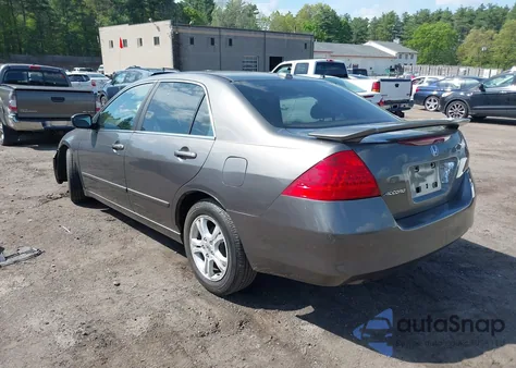 2006 Honda Accord 2.4 Ex from USA, damaged, VIN 1HGCM56876A075195